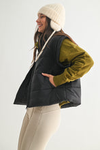 Load image into Gallery viewer, Oversized Puffer Vest
